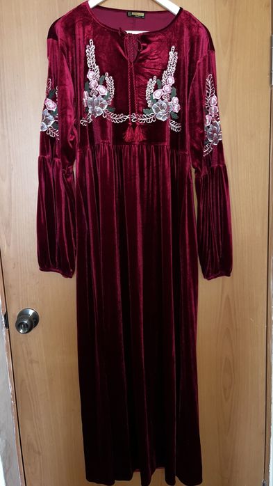 Жақсы жағдайда киімдер сатылады