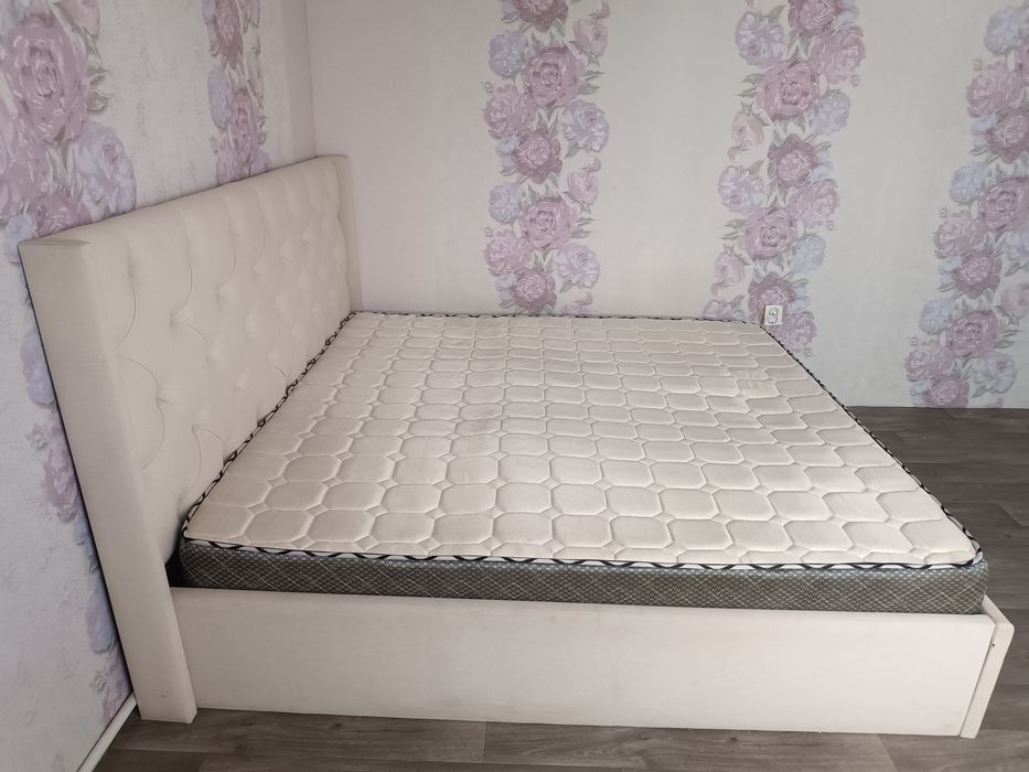 Продам двуспальный кровать