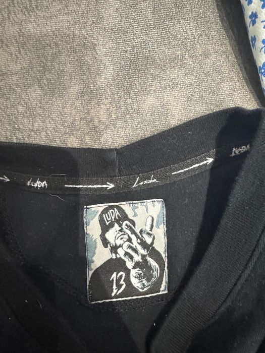 Luda тениска спешно!