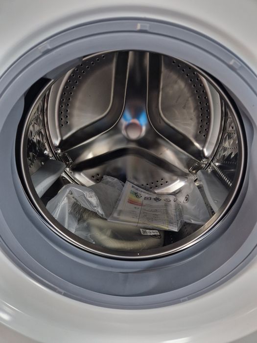 Пералня Samsung A+++ 8 кг Нова