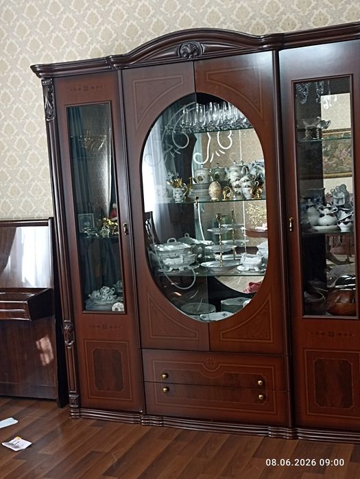 Сервант для зала