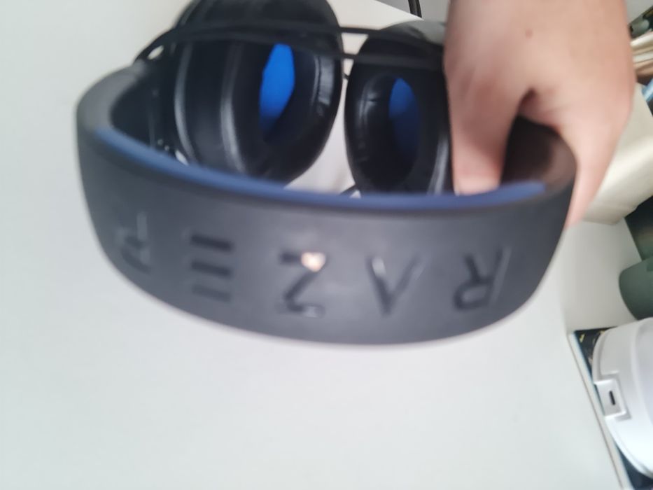 Căști Gaming Razer cu fir și microfon