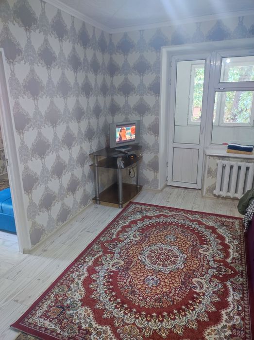 Телевизор  работает отлично.