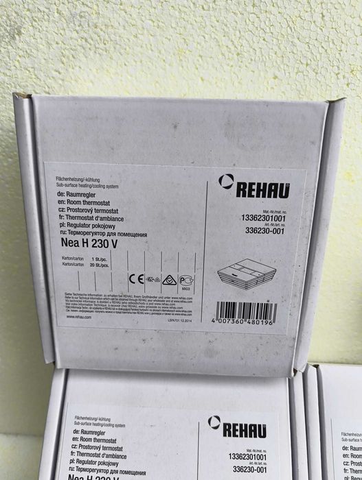 Termostat Rehau Nea H 230V, incalzire pardoseala, nou, sigilat