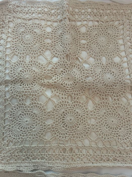 Set 4 perne crosetate manual 40x40 si fata se masa /ornament