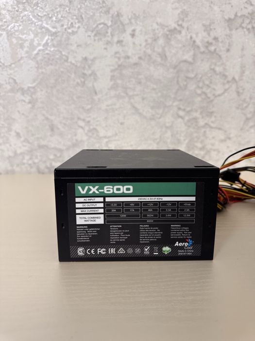блок питания Aerocool  600w