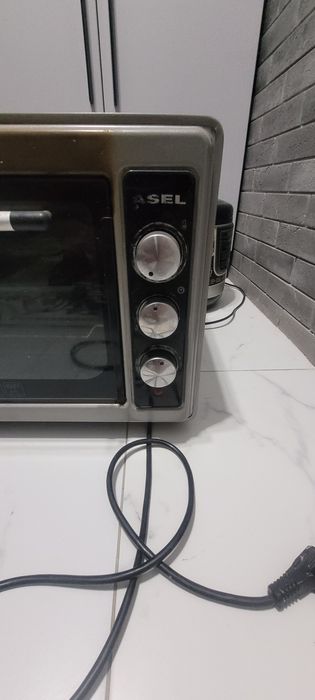 Продам духовку Asel. РАБОЧАЯ!