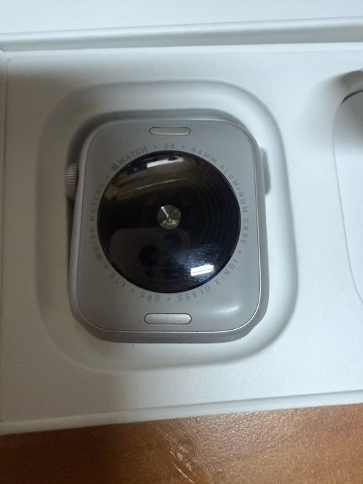 Apple watch se (gen 2) 44 mm silver  produs nou