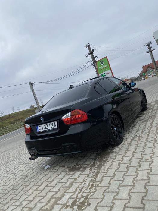 Vând bmw e90 320d 280cp