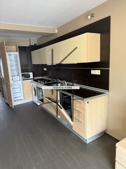Дава се под наем Тристаен апартамент в Варна, Център - 100 кв.м за 797.64 € - Снимка #6