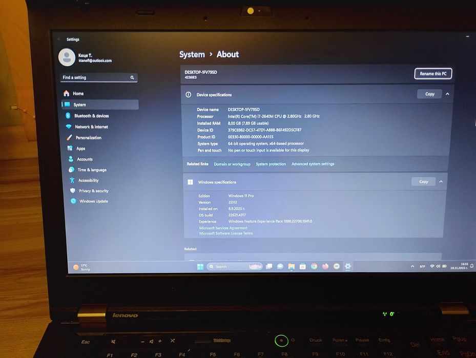 Лаптоп Lenovo T420 Intel Core(TM) i7, SSD 256gb, 8 GB RAM, Windows 11