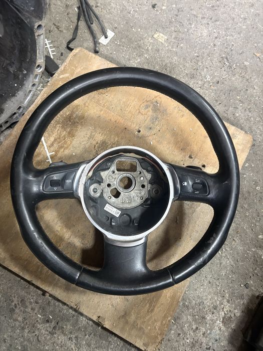 Audi A8 D3 Мулти Волан с Пера