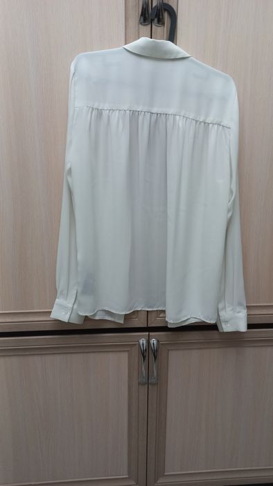 Продаётся женская блузка-рубашка