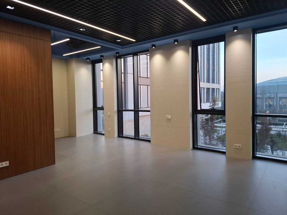 Аренда офиса в Nestone. С ремонтом 56 кв.м.