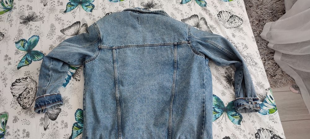 Geaca noua blugi Bershka azi transport gratuit