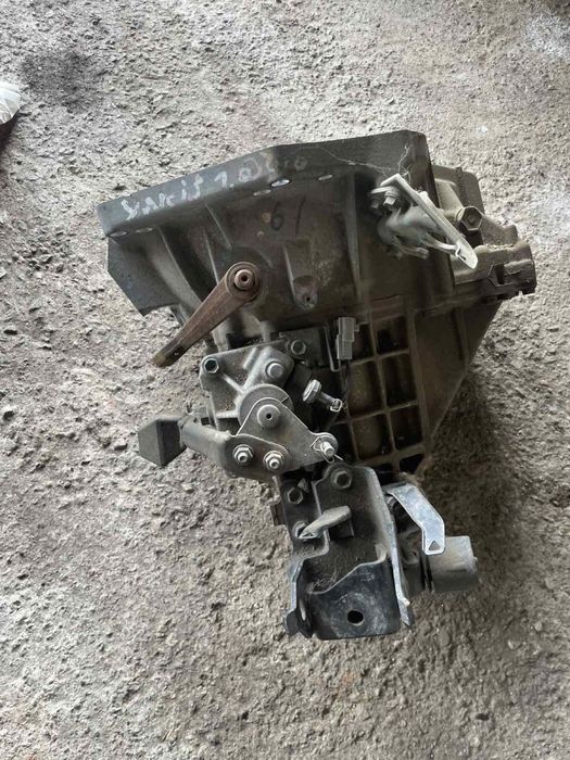 Скорости Тойота Ярис/ Toyota Yaris 1.0i 2003г