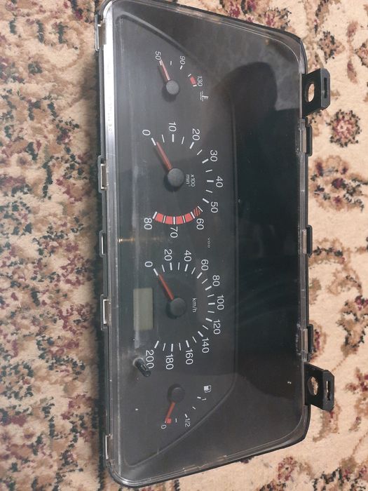 Продам щиток прибор ваз-2114