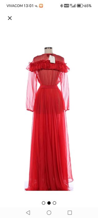 Дълга прозрачна рокля