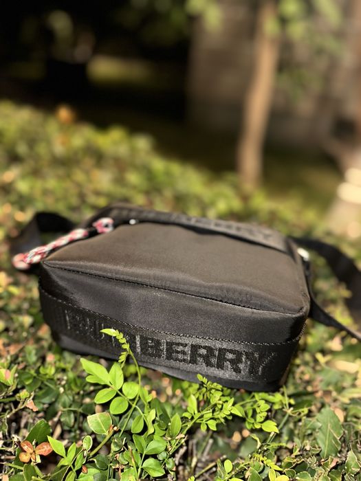 BURBERRY мъжка чанта