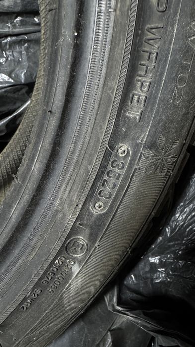 Продам зимние шины