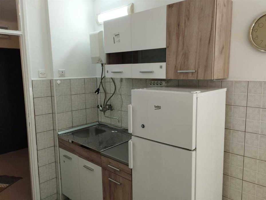 Дава се под наем Двустаен апартамент в Пловдив, Гагарин - 55 кв.м за 204 € - Снимка #4