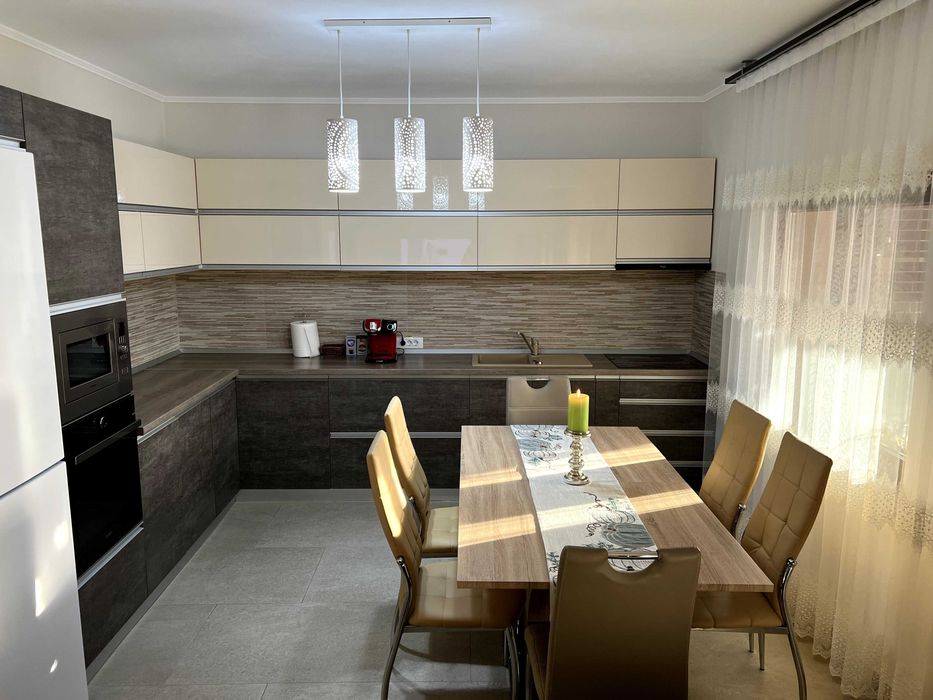 Pensiune/Casa de vanzare Sanmartin Bh