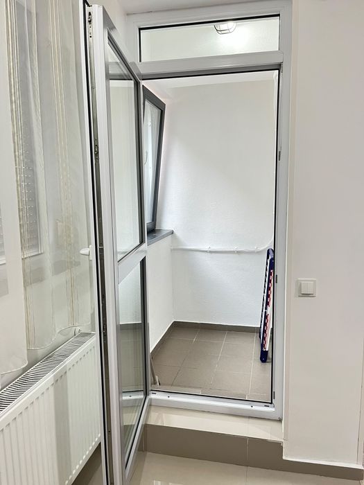 Închiriez garsonieră