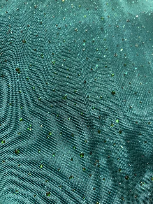 Зелена бална рокля