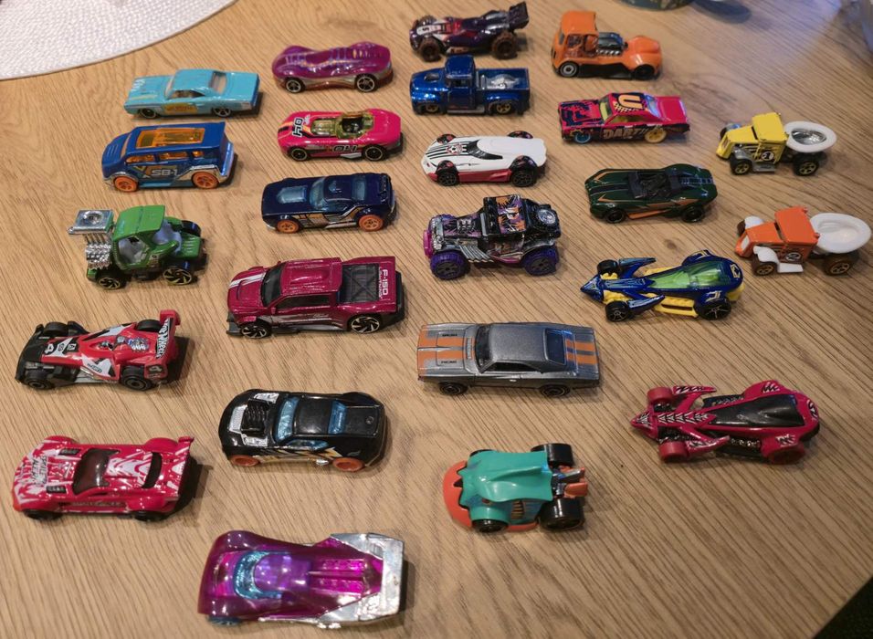 Колички Hot Wheels