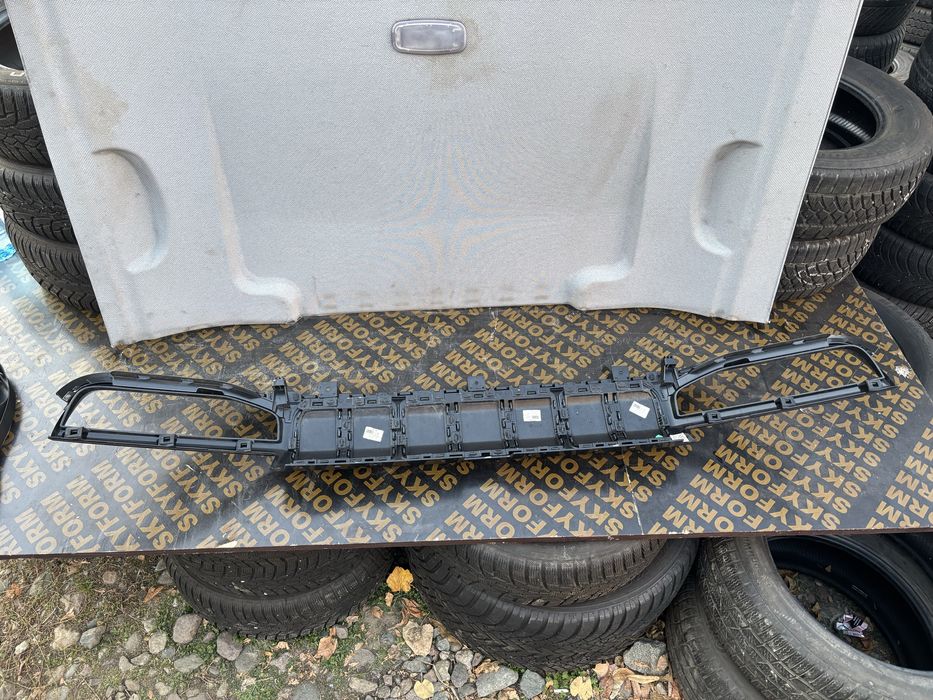 Решетка Грил Jeep Avenger