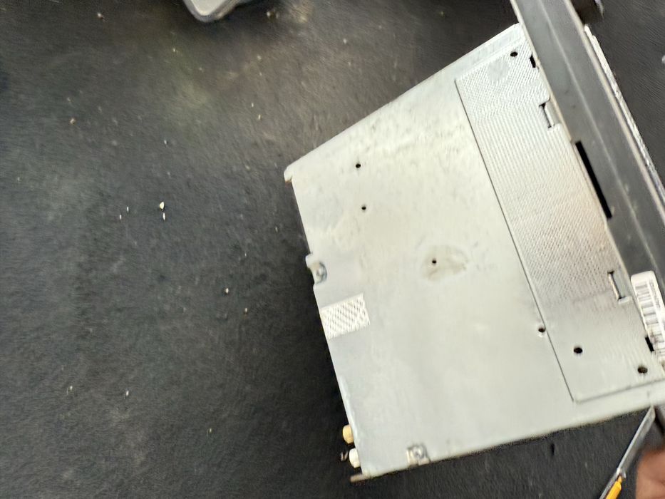 Оригинален CD радио касетофон Volkswagen touran Golf Caddy rdc300