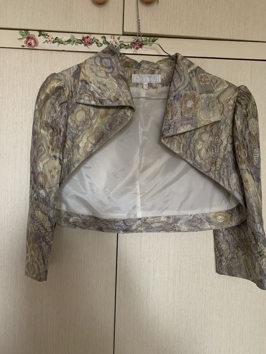 Официален тоалет в три части