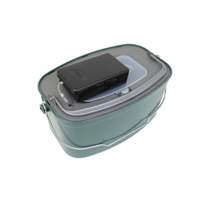 Рибарска кофа за живи риби с помпа за въздух