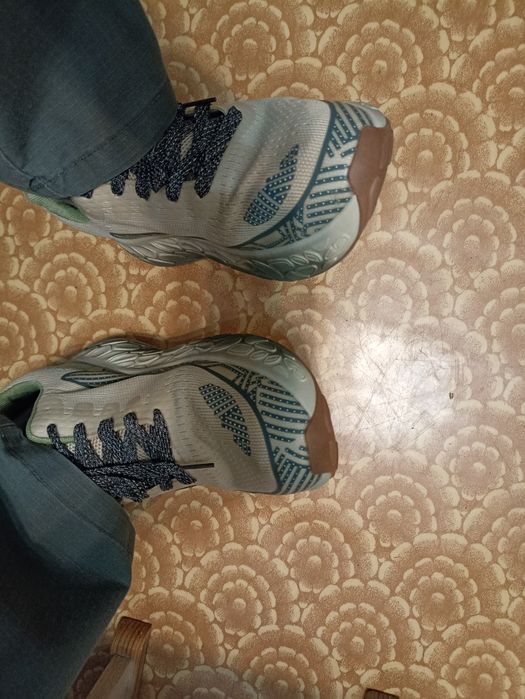 Кроссовки новые NB 41р. 255мм..