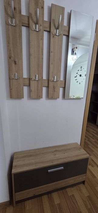 Cuier ca nou achiziționat anul trecut