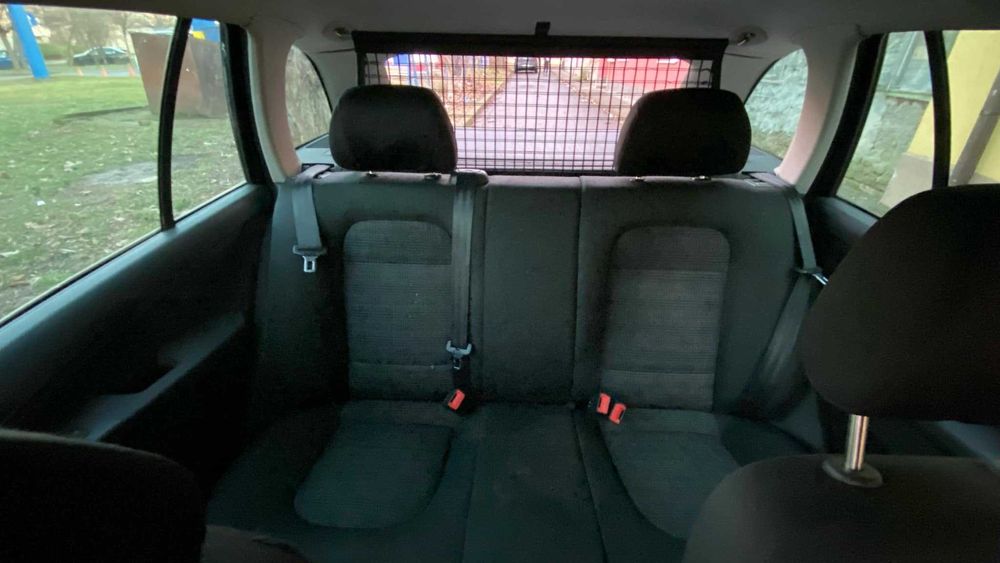 Skoda fabia facelift  motor 1,4 an 2007 euro 4 distributie pe lant