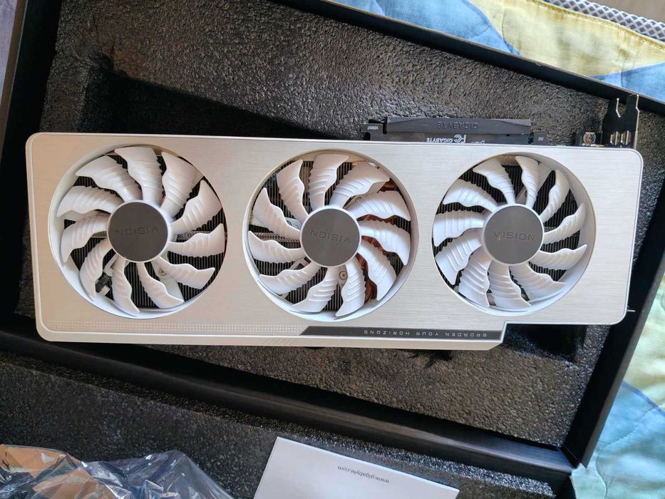 Видеокарта GIGABYTE GeForce RTX 3080 10GB