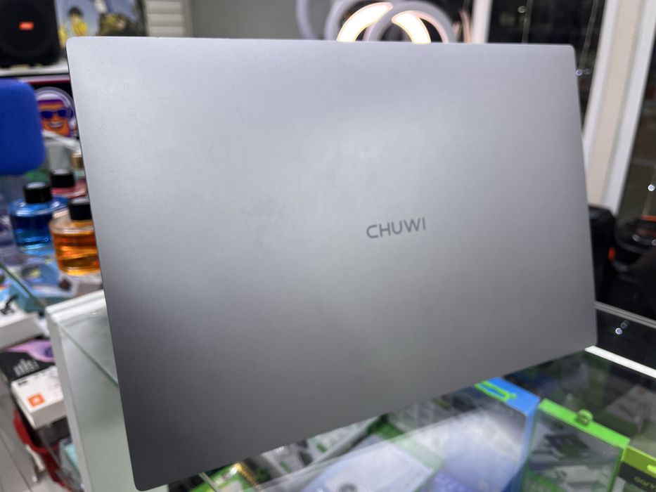 Ноутбук продам Озу 8