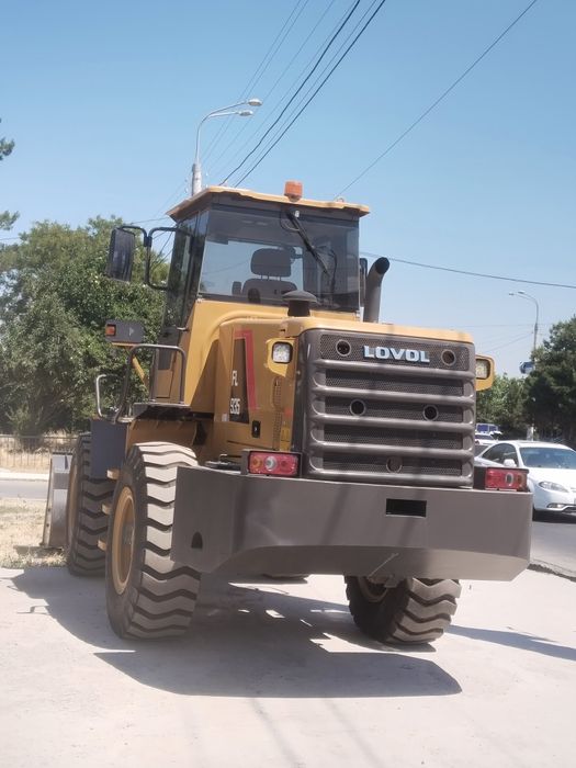 Фронтальный погрузчик  LOVOL FL935H