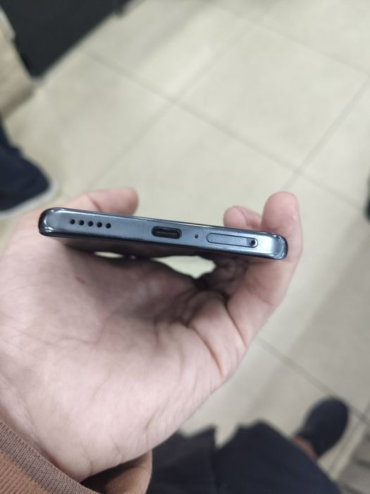 HONOR X9c xotrasi 12+12.256gb 2ta sim ime utgan afetsalne