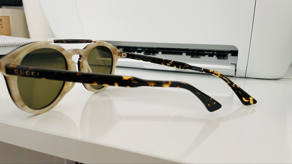 Ochelari de soare Gucci
