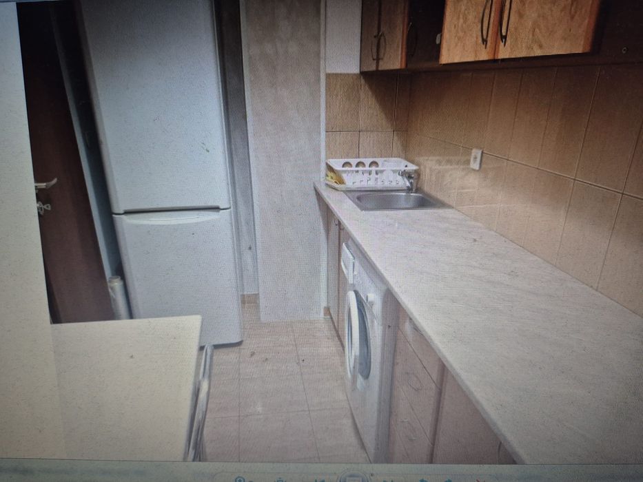 Garsoniera 33 mp Titan - Rasarit de Soare