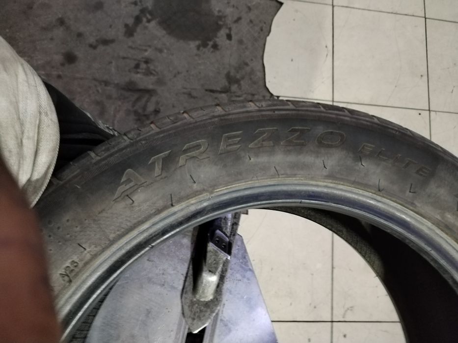 Продам шыны 215/55/18