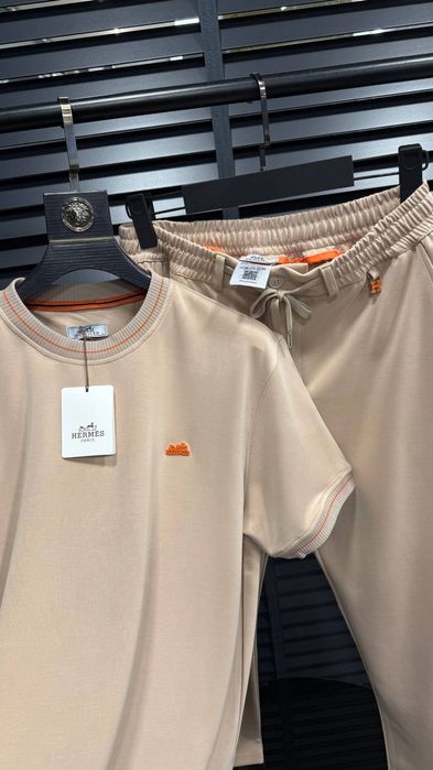 Мъжки екипи различни модели