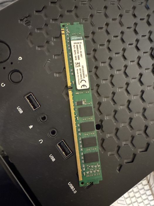 Оперативная память Kingston DDR3 8GB