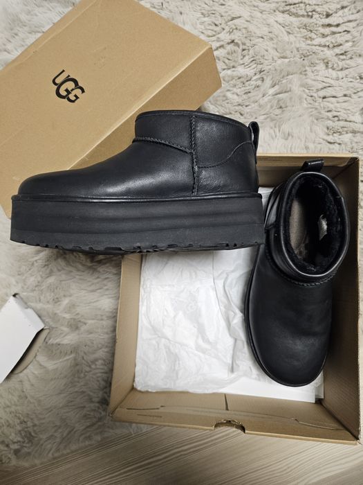 UGG Mini Platform