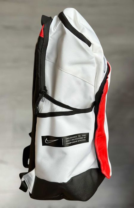 Раница Nike Elite Pro / Найк Елит Про / Нова / Бяла / За училище или спорт