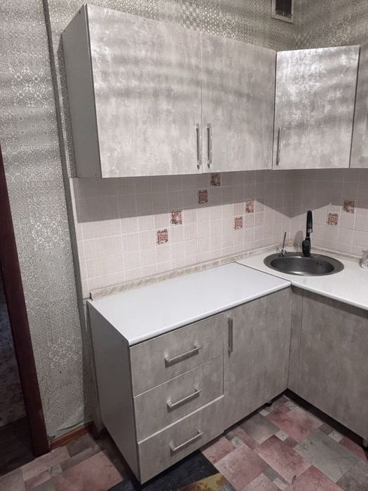 Продается кухонный гарнитур