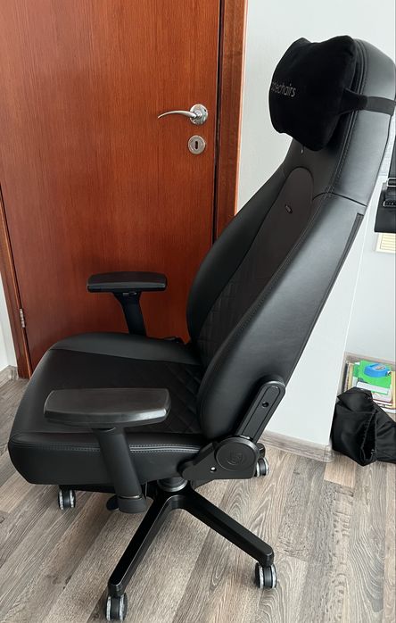 Стол noblechairs еко кожа черен