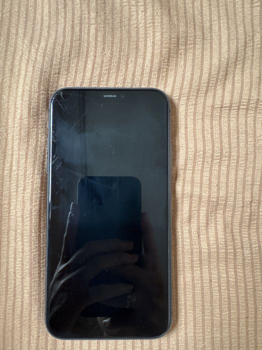 iPhone 11, б/у, акб 77%